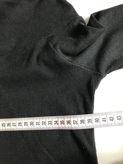 Платье ZARA лаконичное, по фигуре, маркировка L, на 48 размер