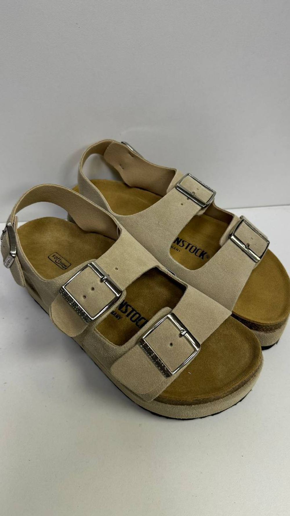 Сандали Birkenstock на утолщенной подошве светло бежевые