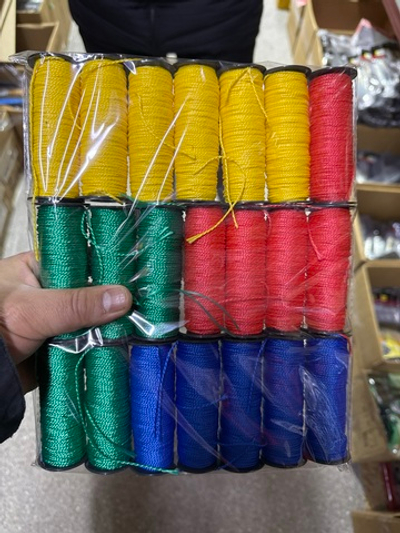 Нить капроновая цветная