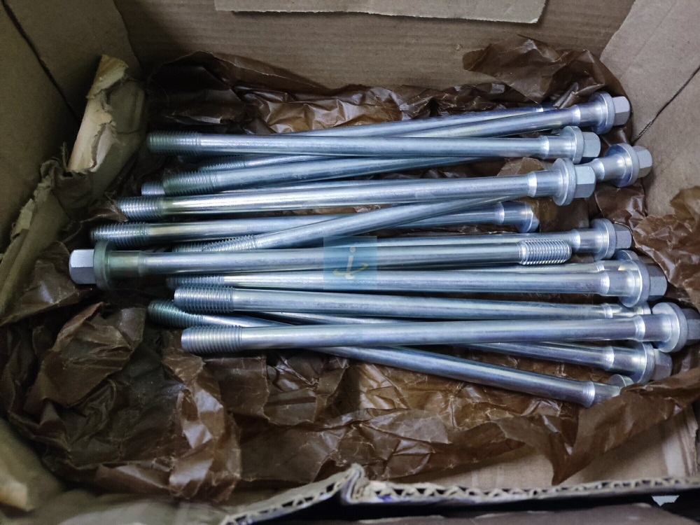 Болт крепления ГБЦ 292мм 8486.1212060