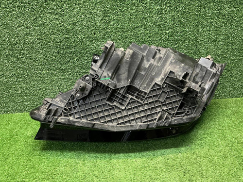 Фара правая BMW 5er G30 (2020-2023) LED