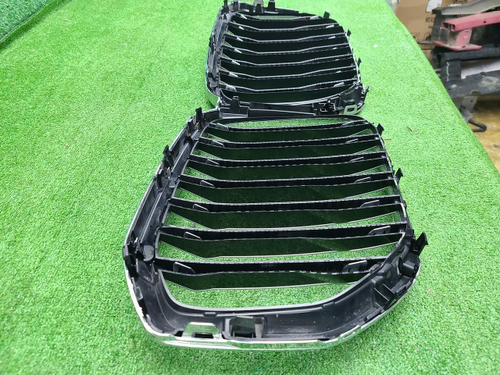 Решетка радиатора BMW X5 G05 (2018-2023)