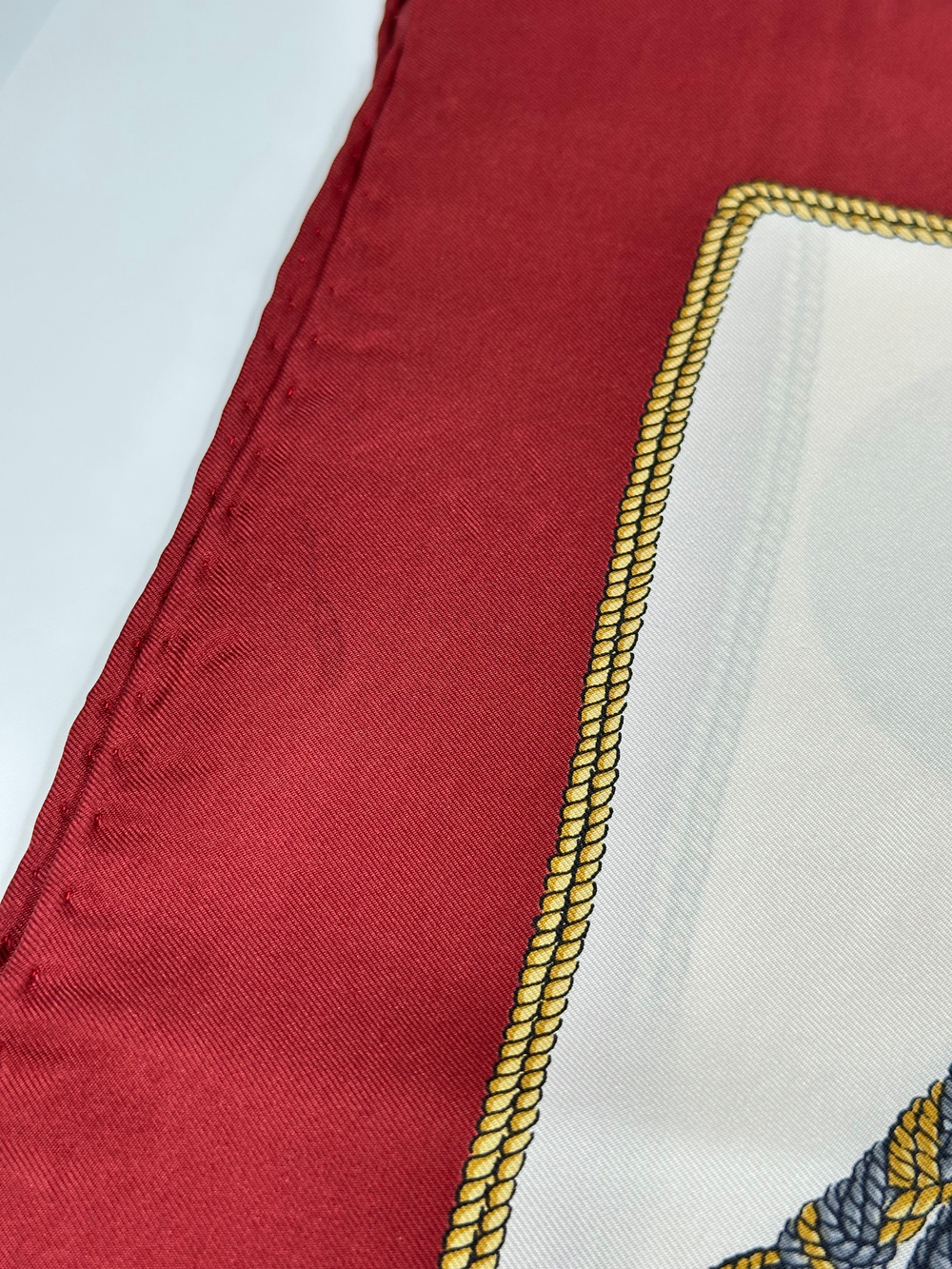 Платок Langchamp (только онлайн)