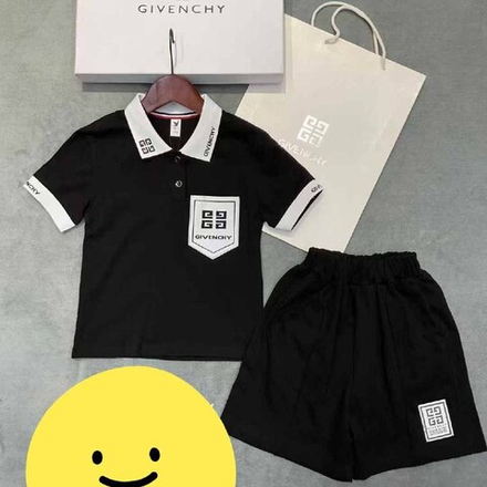 Детский костюм с шортами GIVENCHY