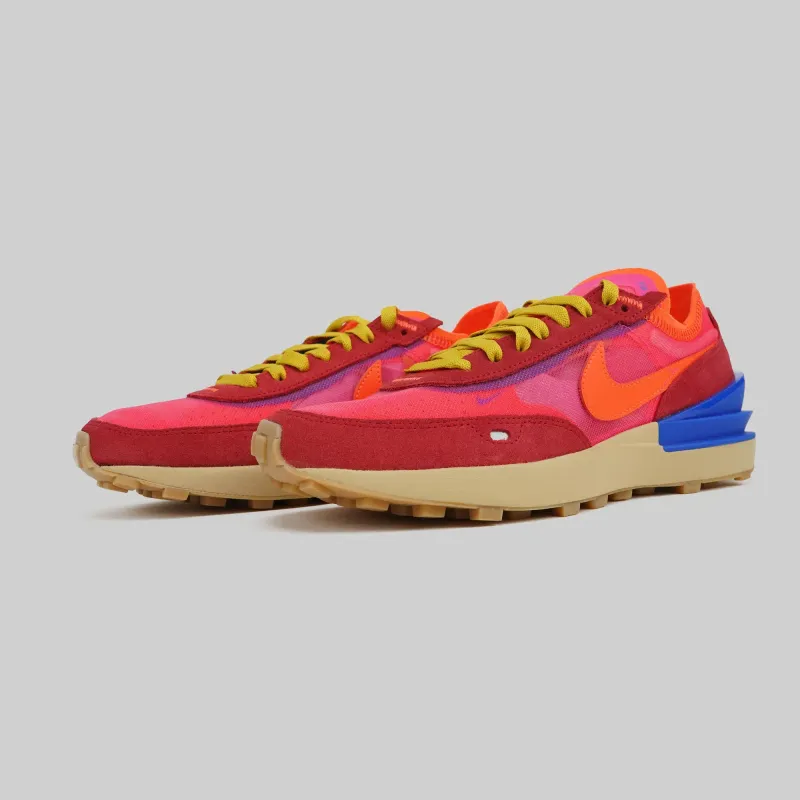 Кроссовки Nike Waffle One 