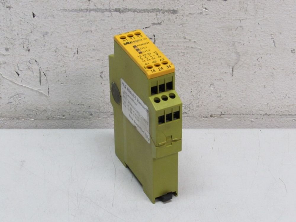 Pilz PNOZ X1 24VAC 3S /1 Ö ID No. 774300