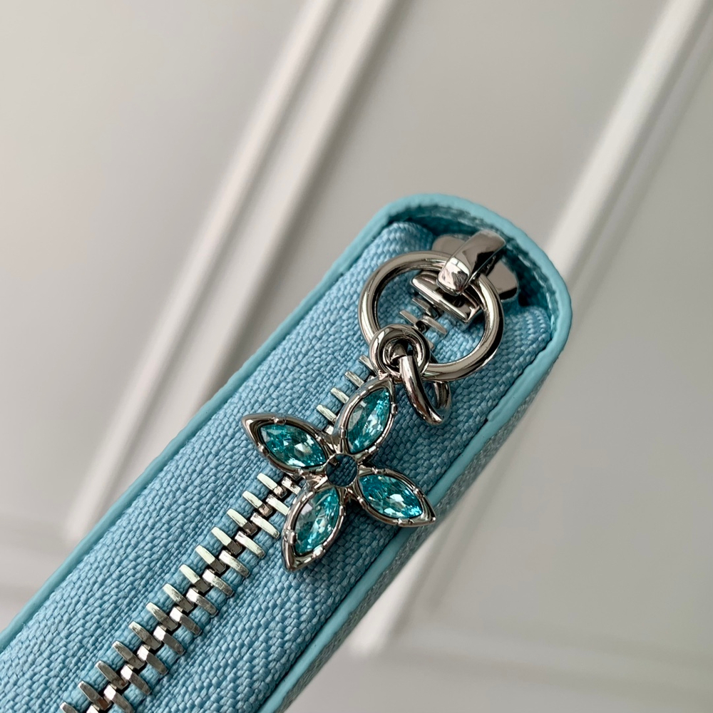 Louis Vuitton Zippy Wallet