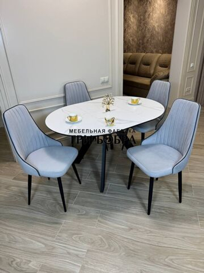 Круглый раздвижной стол "Бонжур", керамогранит, белый мрамор и стулья "Сорренто"