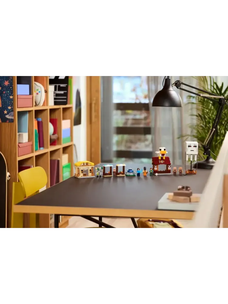 Конструктор Minecraft 21273 Нападение на деревню Гаста