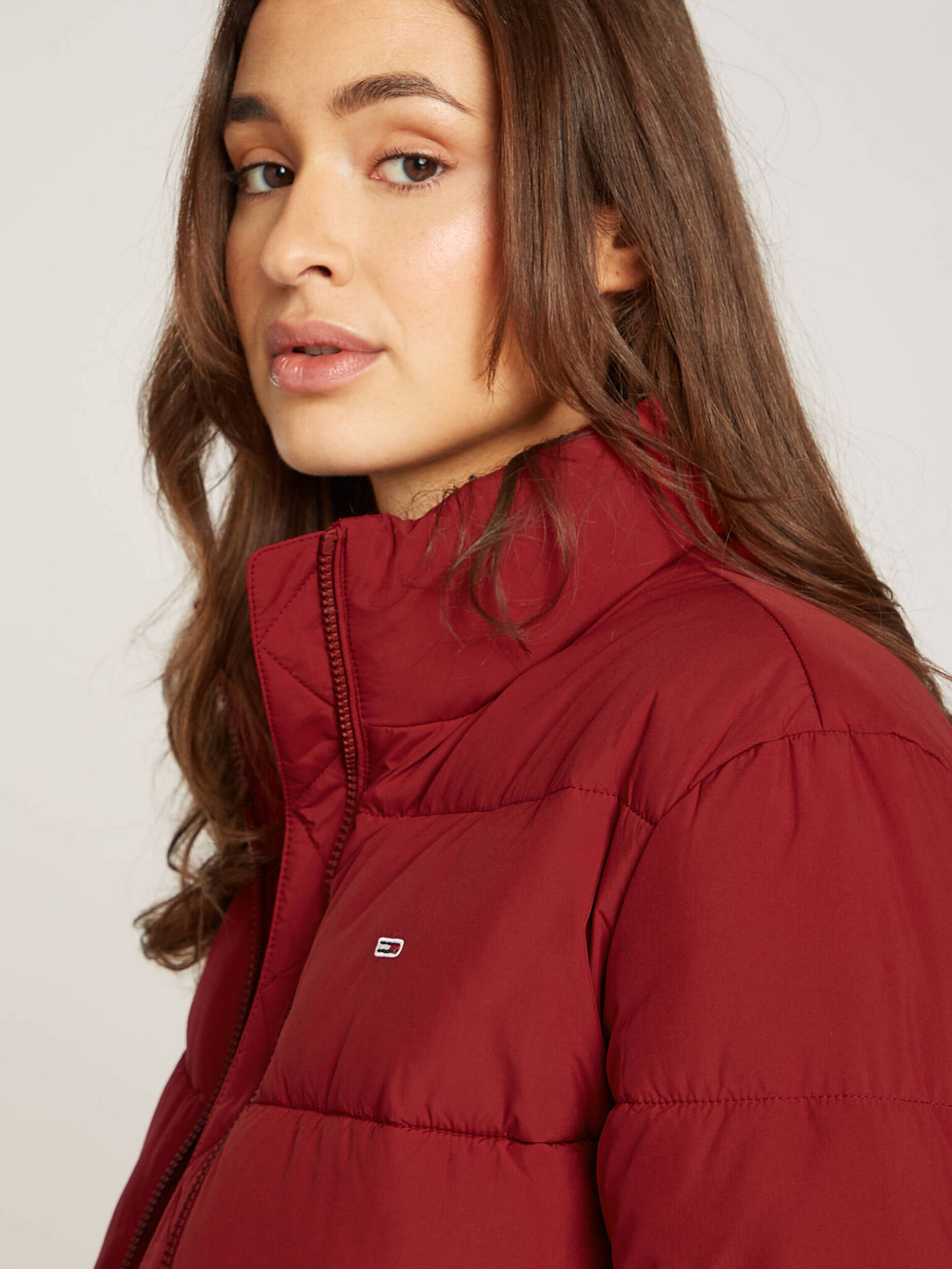 Куртка ESSENTIAL Tommy Jeans - красный(DW0DW18827)