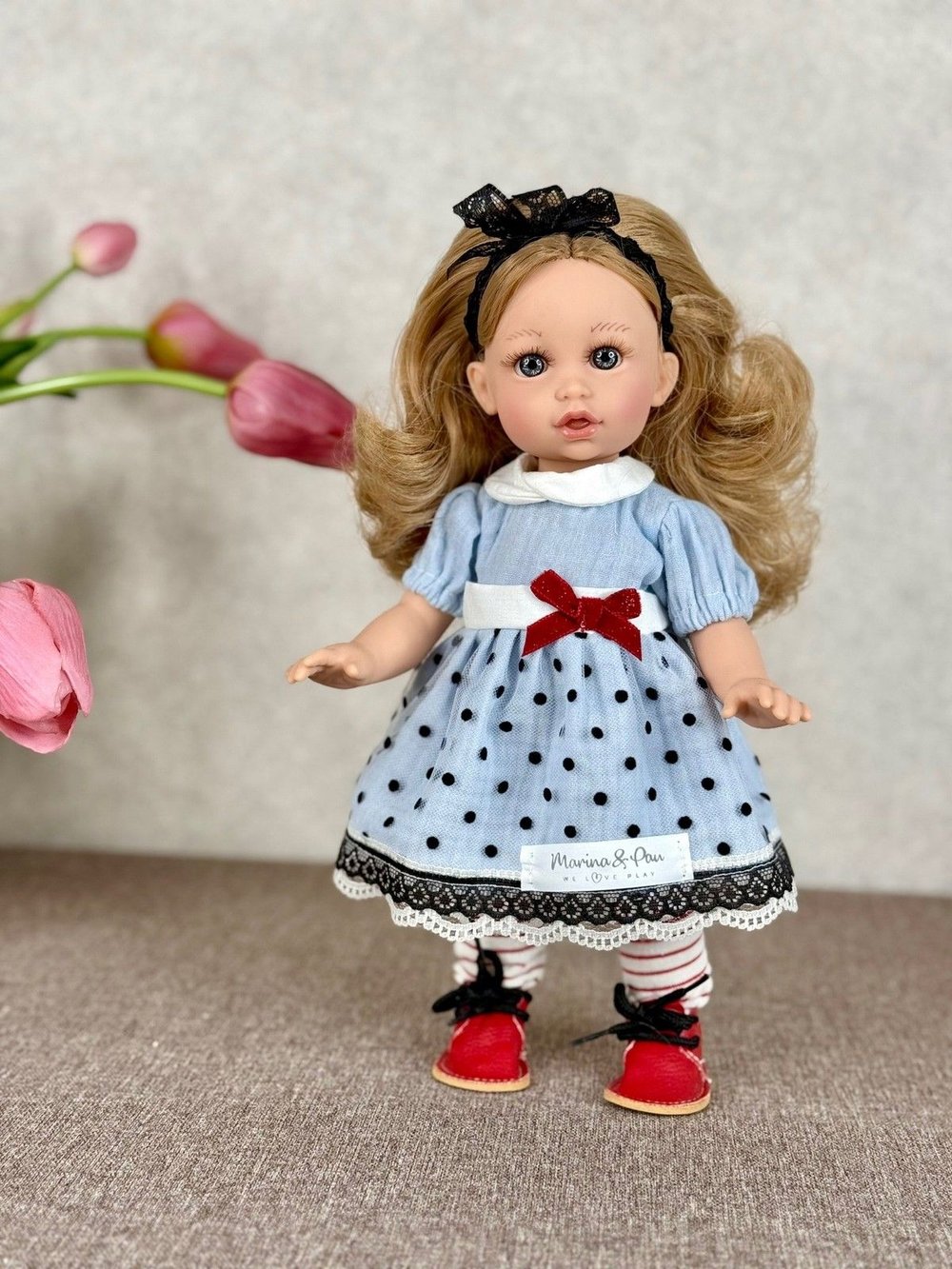 Кукла Marina and Pau 30cм Petit Alicia виниловая (M2546)