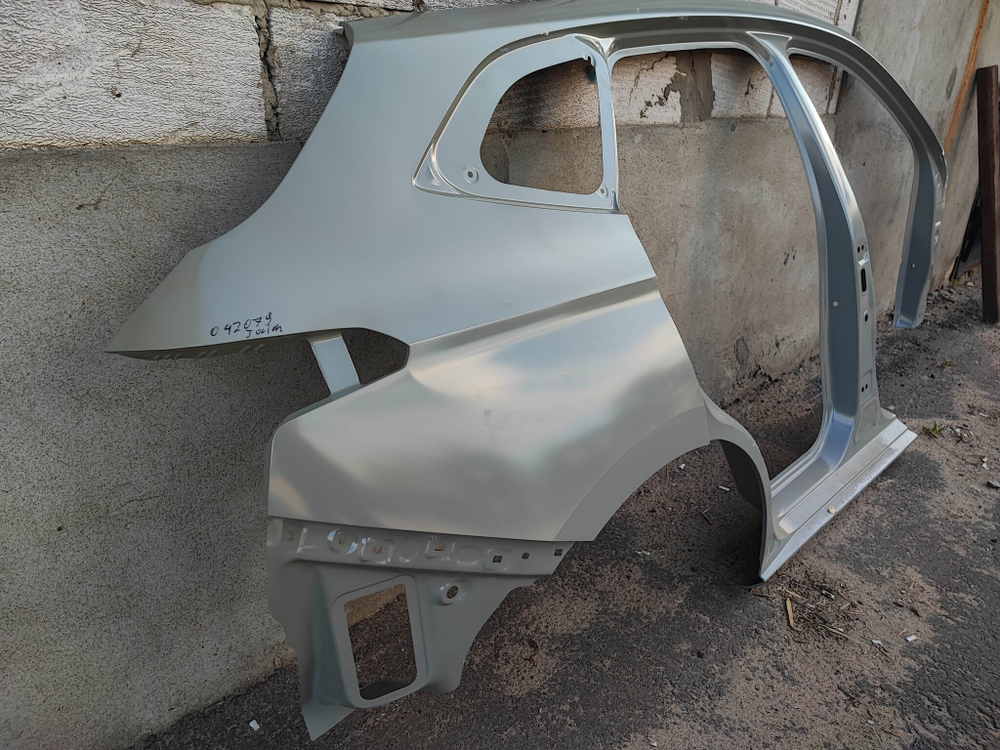 Боковина правая Haval Jolion 21-24 Новая Оригинал 5401102XST01A