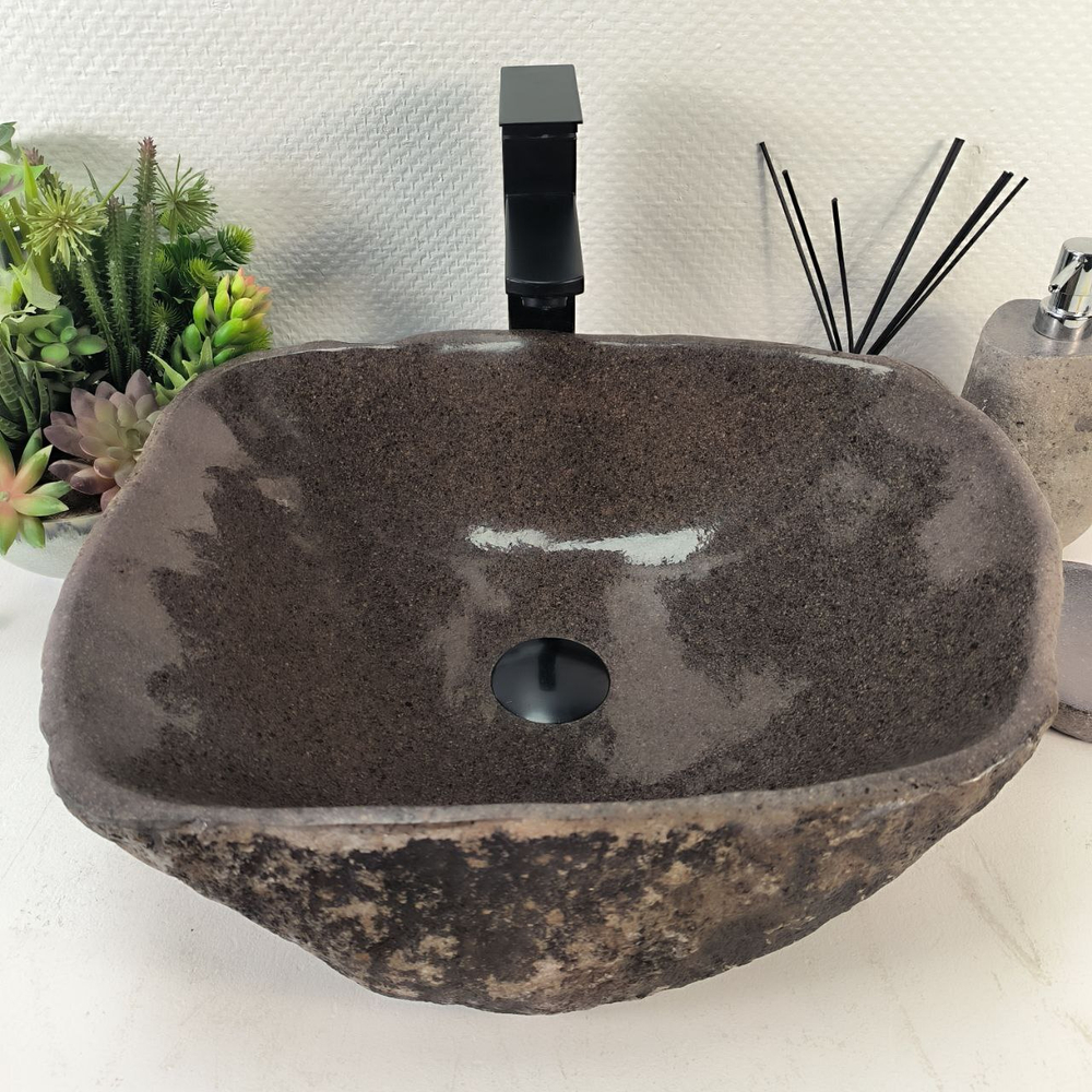 Раковина из речного камня RS-65260 45*39*15 0862