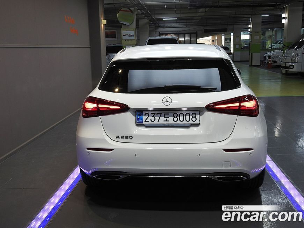 Mercedes-Benz A-Class W177 A220 Hatchback (04.2024)