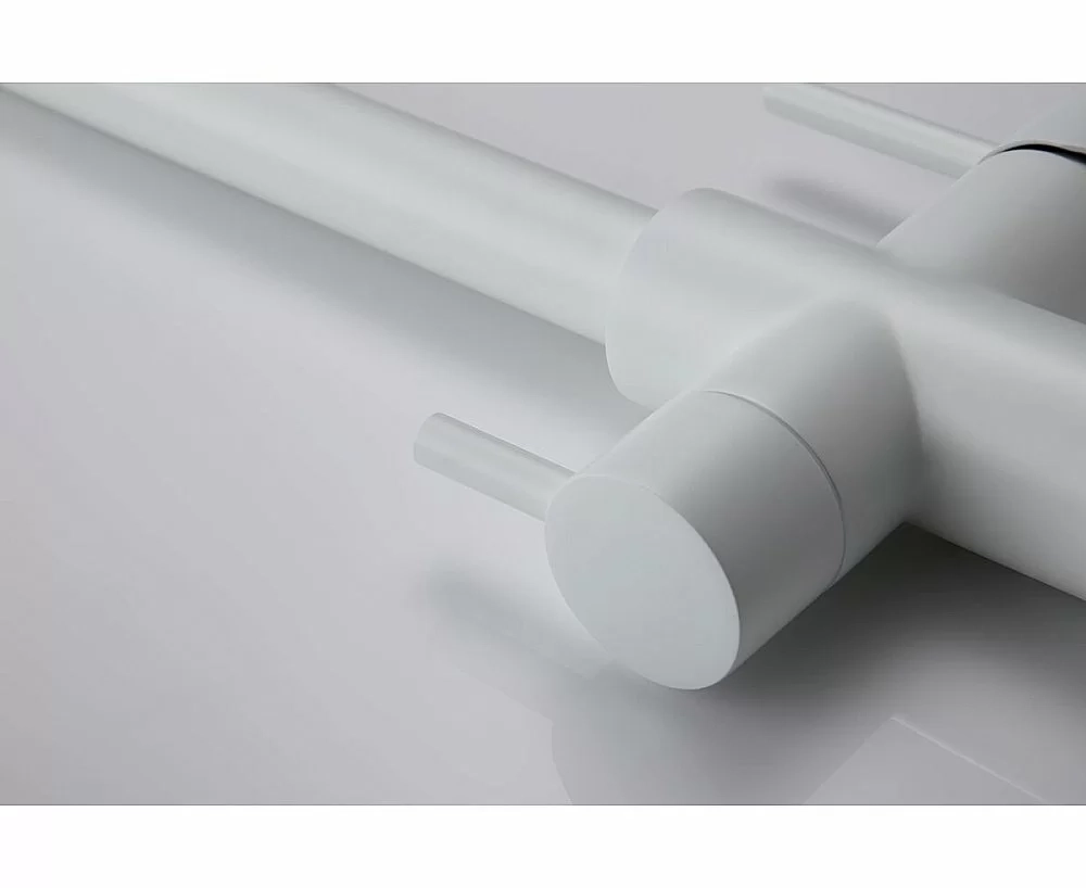 Смеситель для кухни Paulmark Lange La214212-WH белый матовый