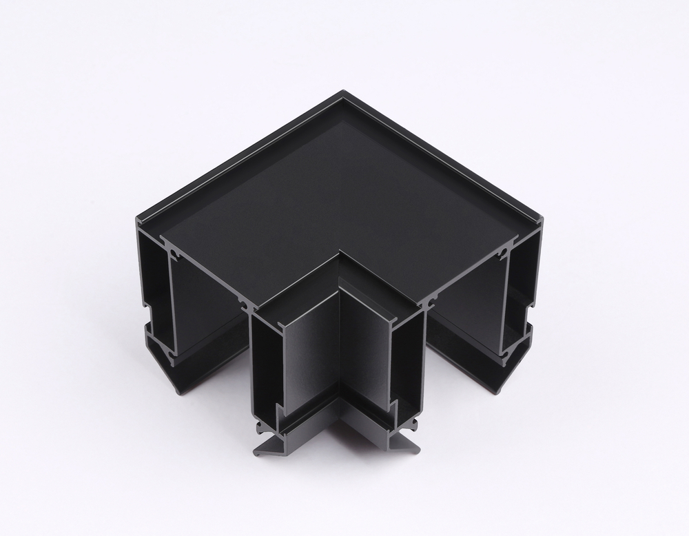 GL1043 BK черный коннектор угловой для корпуса в натяжной потолок Magnetic 220V 100*100*61