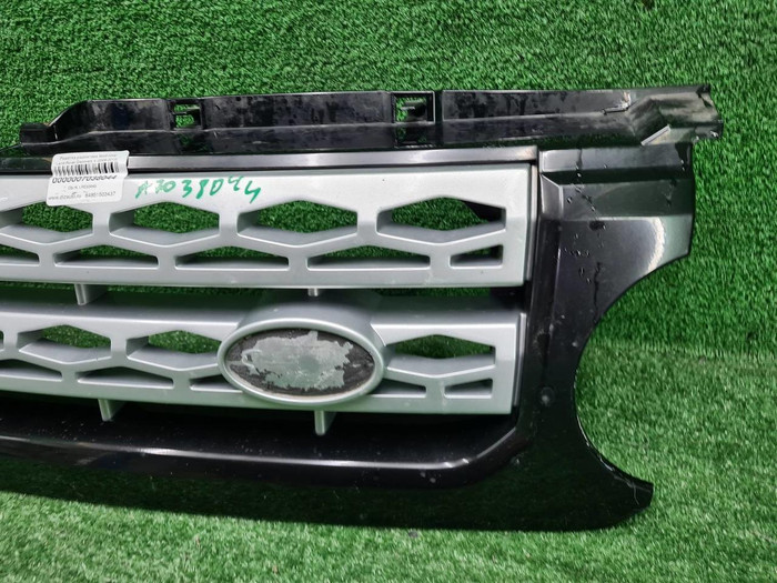 Решетка радиатора Land-Rover Discovery 4 (09-13)
