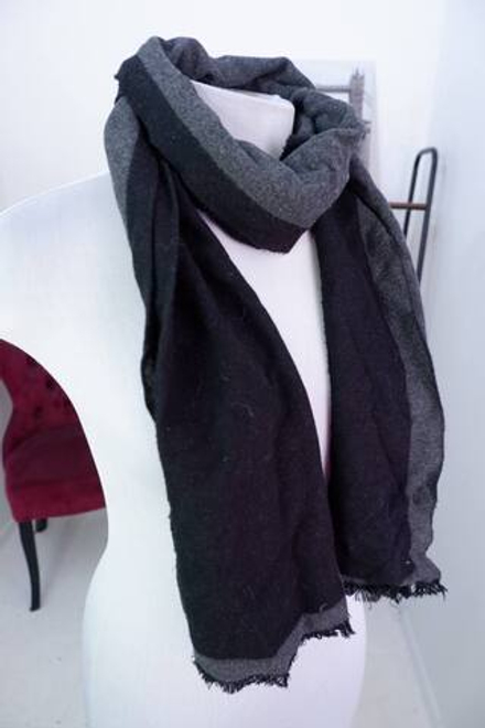 Палантин Ritter для сдержанного образа