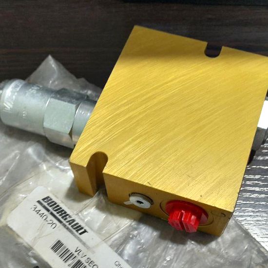 Цилиндр гидравлический BOURGAULT