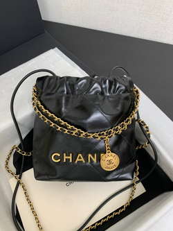 Chanel 22 Mini Handbag 20 cm