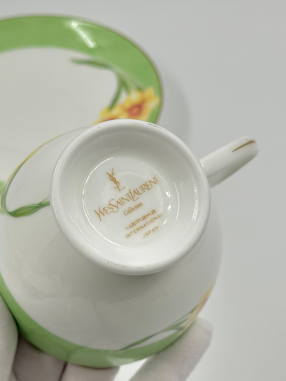 Чайная пара с нарциссом Yves Saint Laurent
