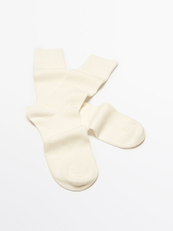 Massimo Dutti Высокие носки в тонкий рубчик, экрю