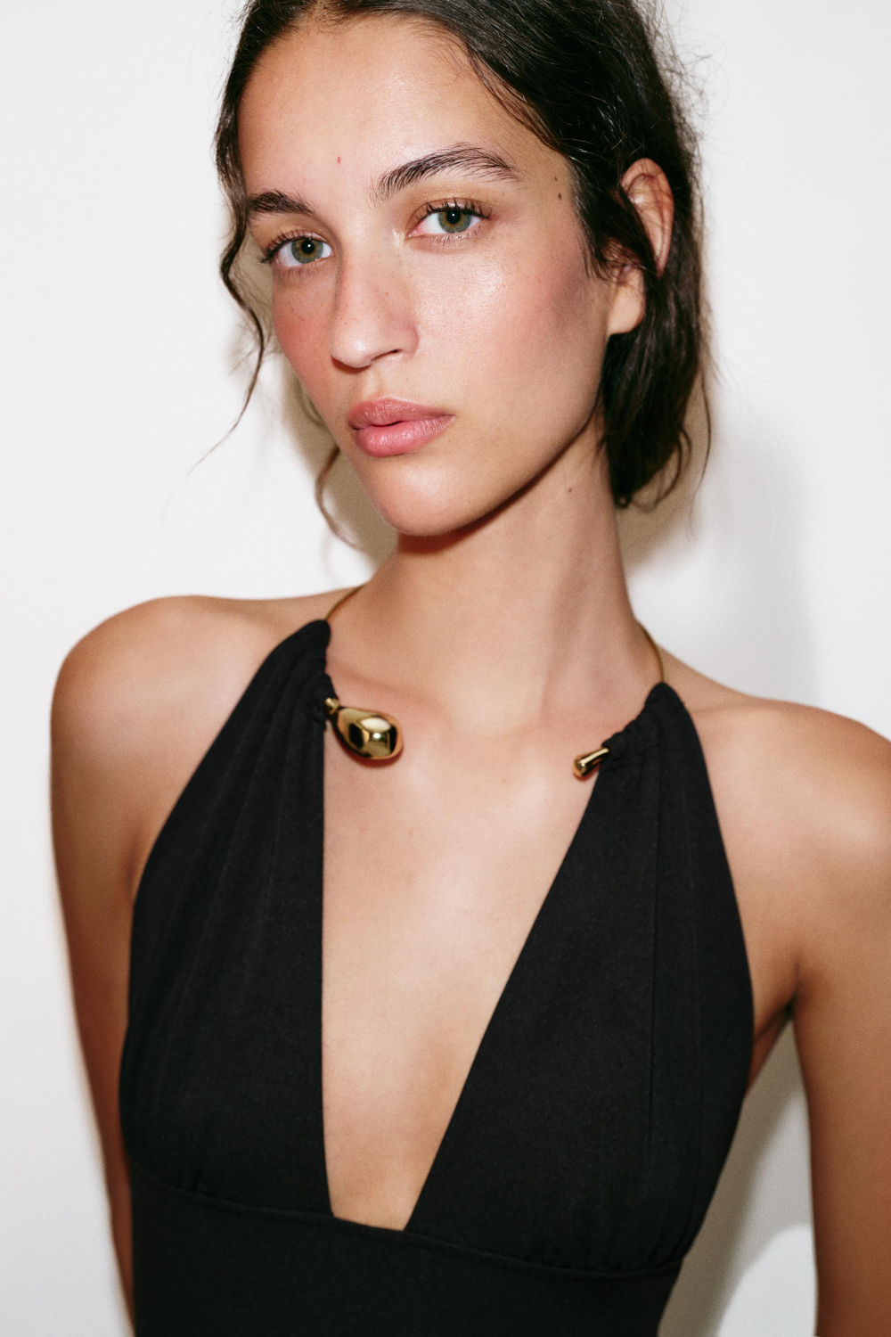 ZARA ПЛАТЬЕ-ХАЛТЕР С ЧОКЕРОМ, ЧЕРНЫЙ