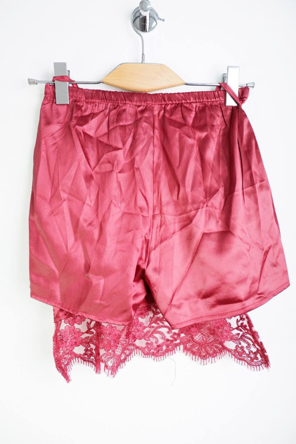 Пижама легкая, визуально на 40/42 размер, новая