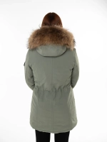 Куртка зимняя удлиненная мембранная с мехом капюшоном