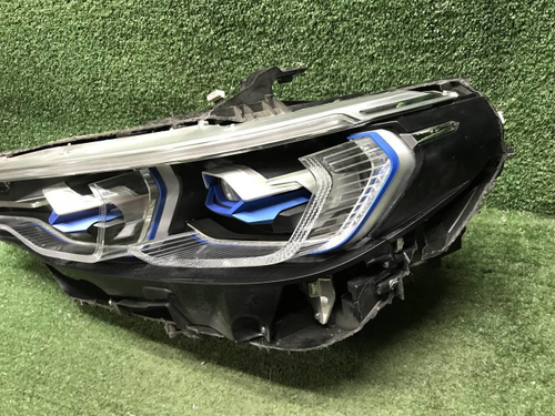 Битая Фара левая BMW X7 G07 (19-22) Laser Light