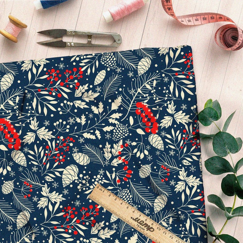 Ткань габардин рябина с заснеженными листьями