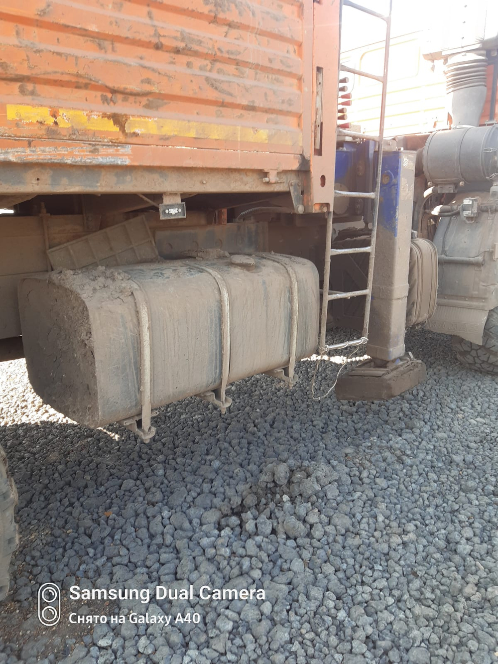 Агропромсервис 4382* на шасси КамАЗ 43118 6x6 Бортовой с КМУ 438240-02 (Дизельный, 11,8 л, 300 л.с.,