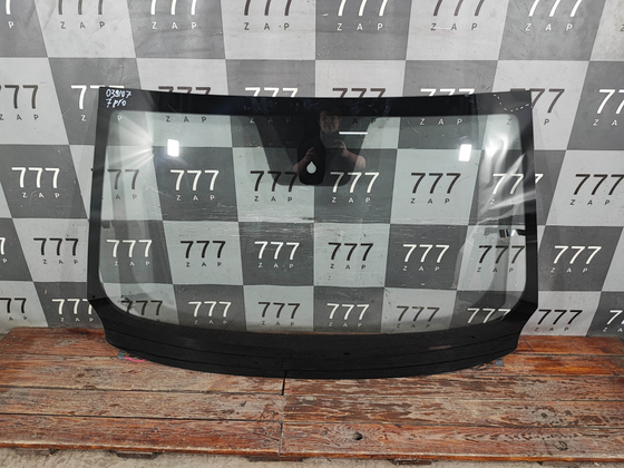 Стекло лобовое с обогревом Chery Tiggo 7 Pro 20-нв Б/У Оригинал 555000137AA