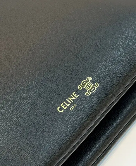 Сумка CELINE TRIO FLAP IN SMOOTH LAMBSKIN