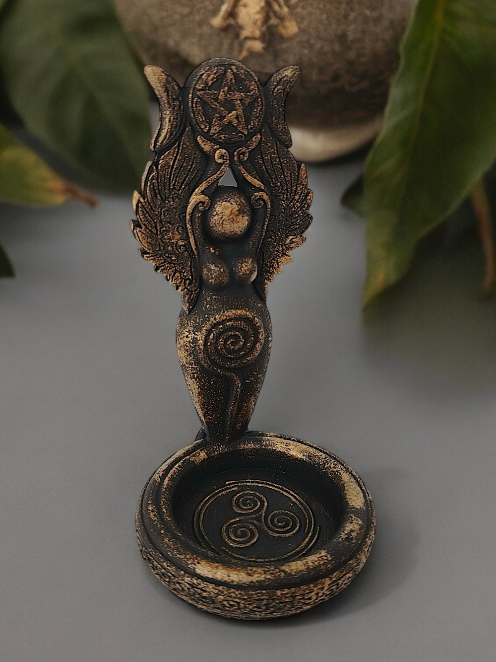 Подсвечник Богиня Викка