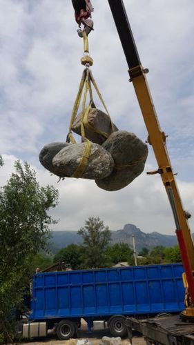 Разгрузка Валун речной Махар