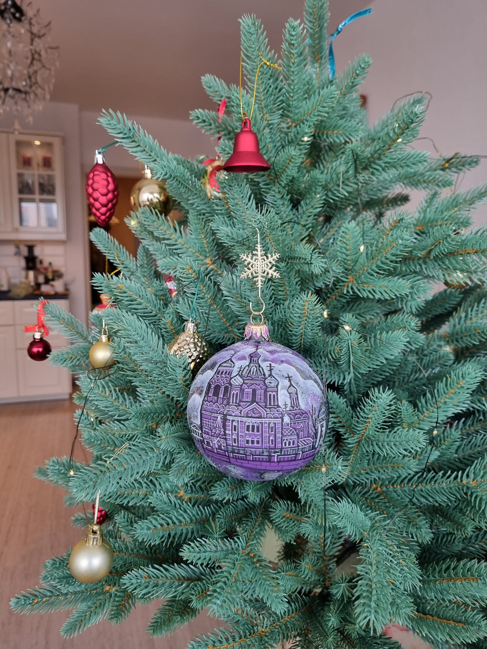 Шар стеклянный "Спас на крови",  ручная роспись