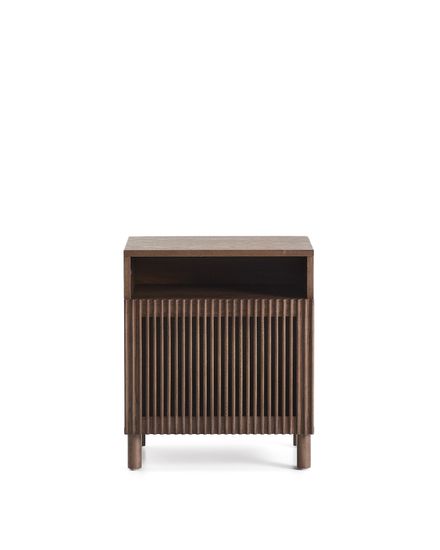 Прикроватная тумбочка Beyla из ясеня с отделкой под орех