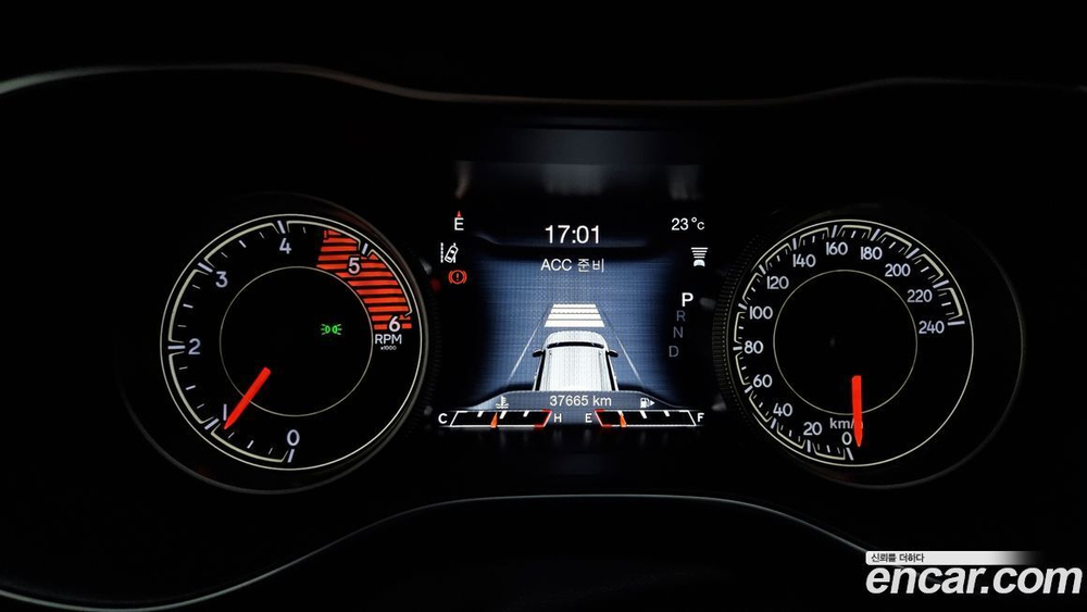 Jeep Cherokee (KL) 2.2 Дизель Overland 4WD (11.2019)