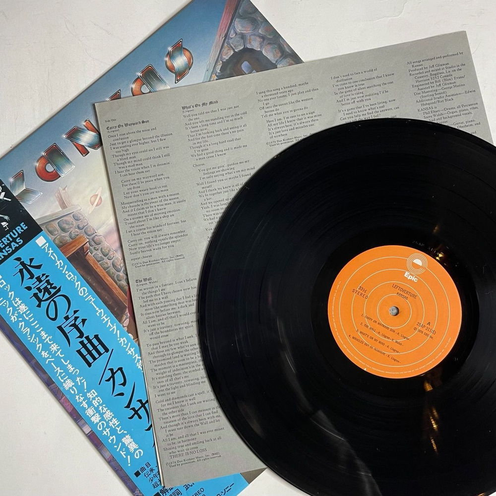Винтажная виниловая пластинка LP Kansas Leftoverture (Japan 1976) (Obi) Carry On Wayward Son