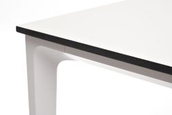 "Малага" обеденный стол из HPL 90х90см, цвет молочный, каркас белый