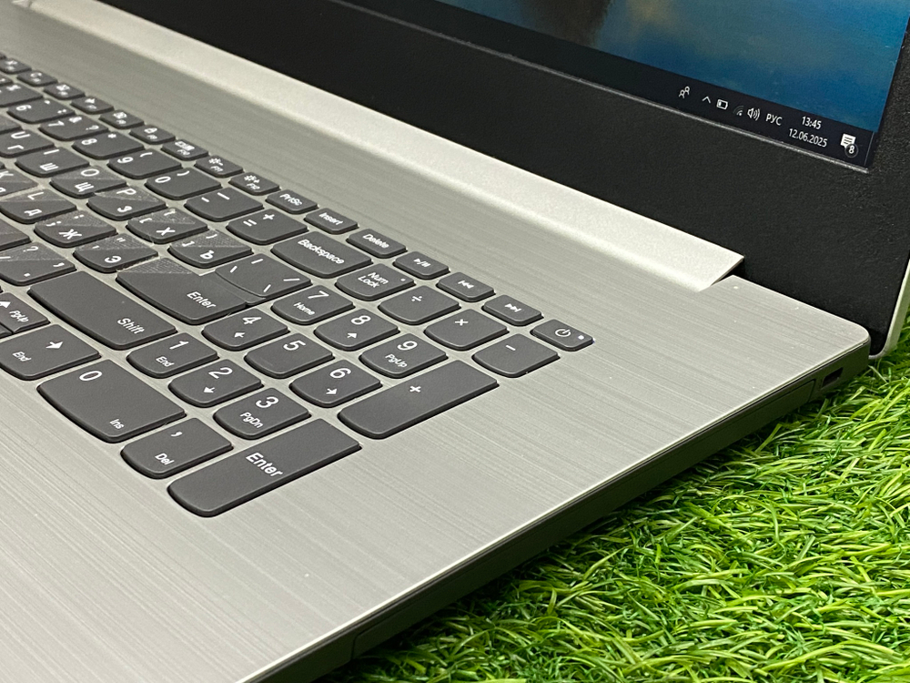 Ноутбук 17.3" AMD A4-9125/4GB/128GB SSD/Radeon R3/ IdeaPad 330-17AST[81D7]/Windows 10