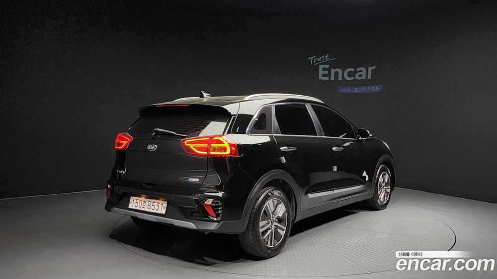 Kia The New Niro 1.6 HEV (04.2020)