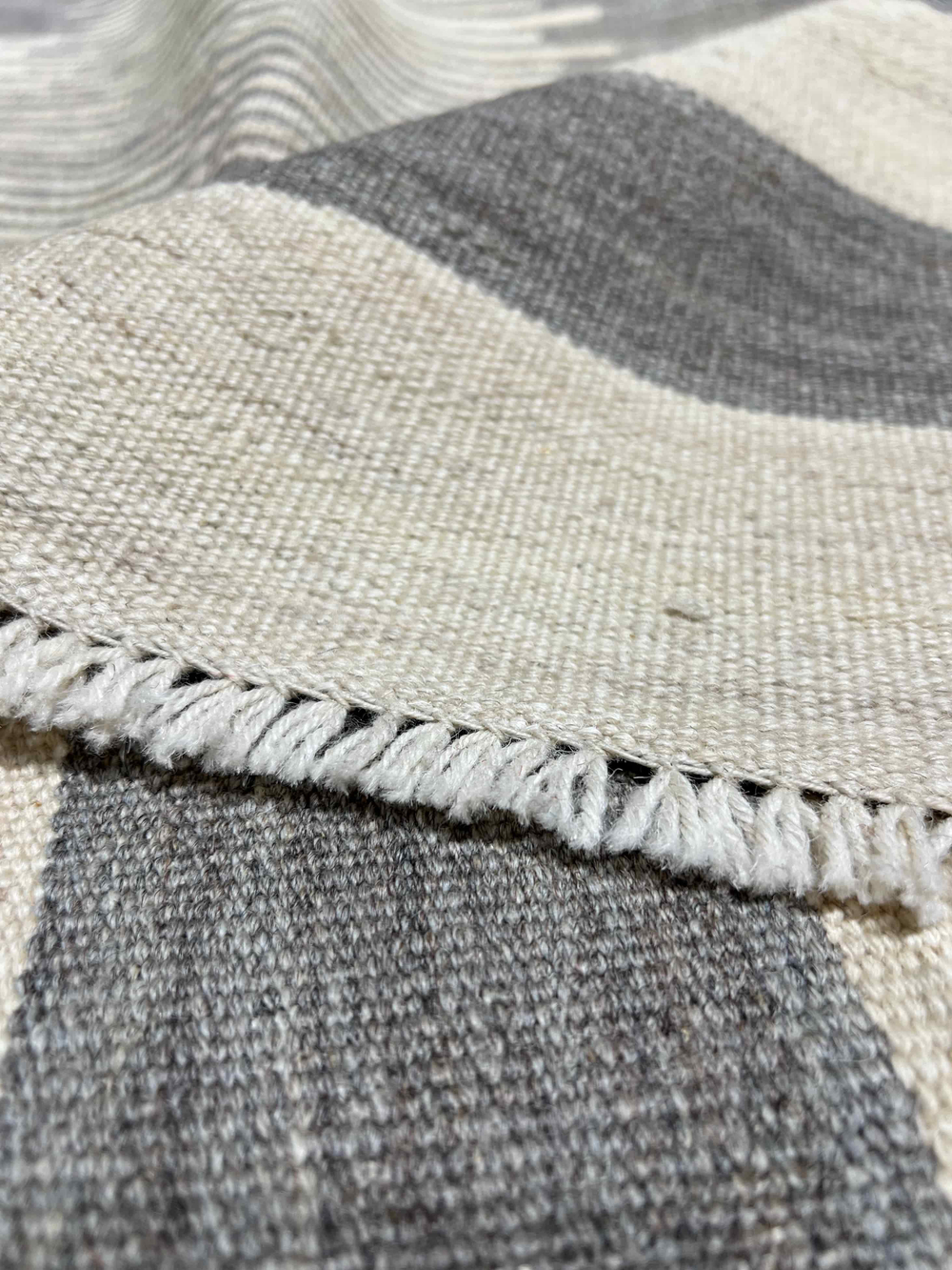 Modern kilim 180 x 240 см