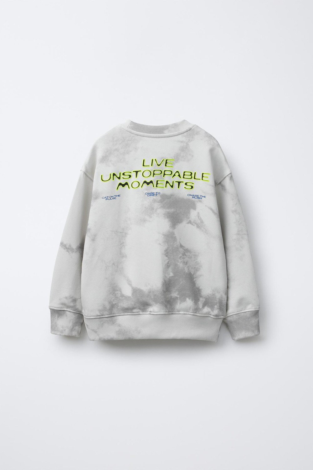 ZARA ТОЛСТОВКА С ПРИНТОМ ТАЙ-ДАЙ, СВЕТЛО-СЕРЫЙ