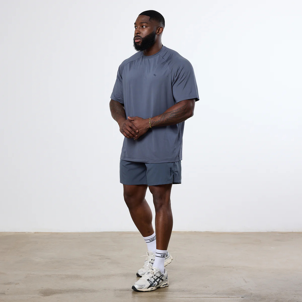 Шорты VANQUISH Essential Performance Shorts Blue