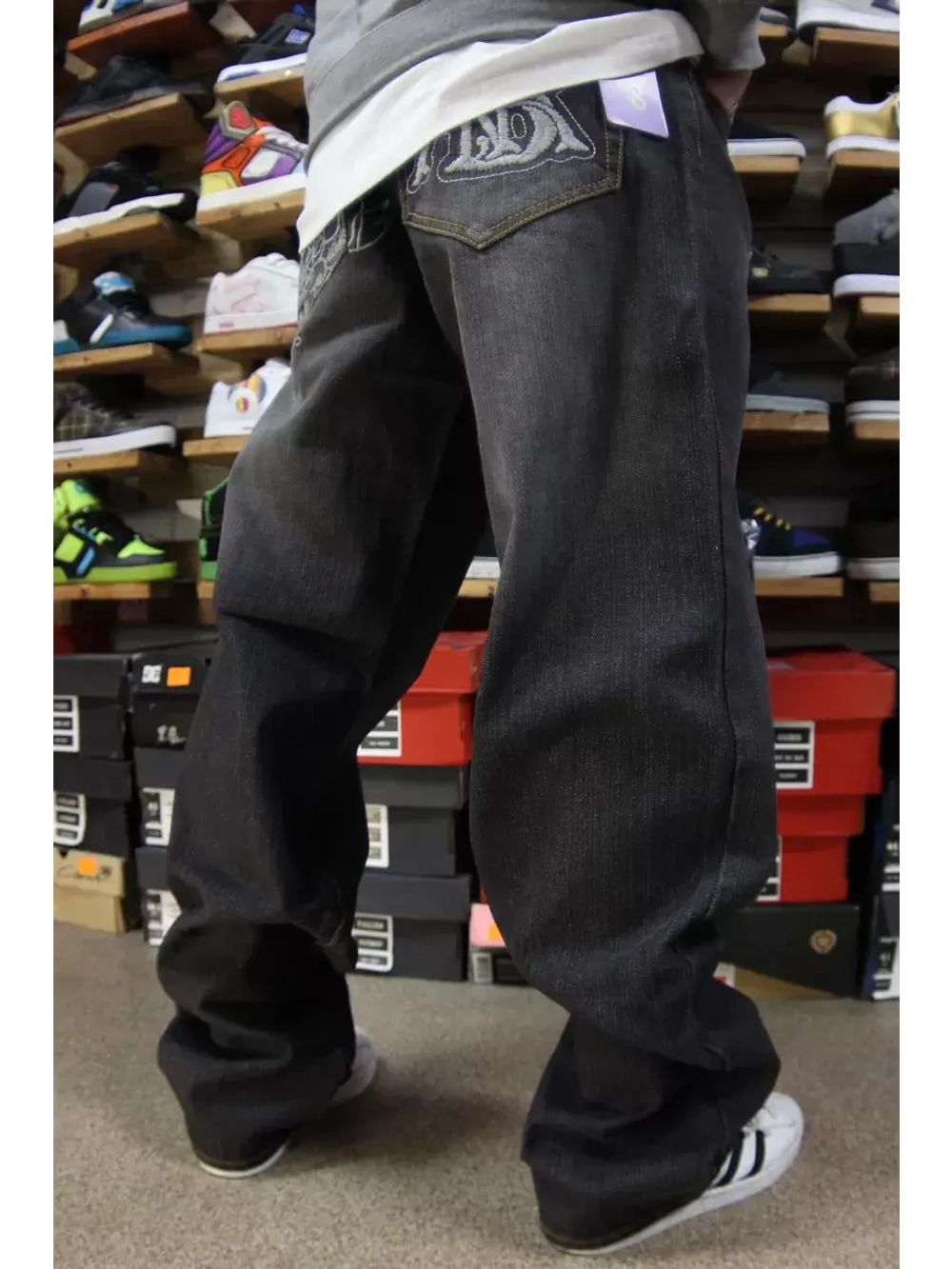 Джинсы прямые широкие трубы от Savitar Shoes Company