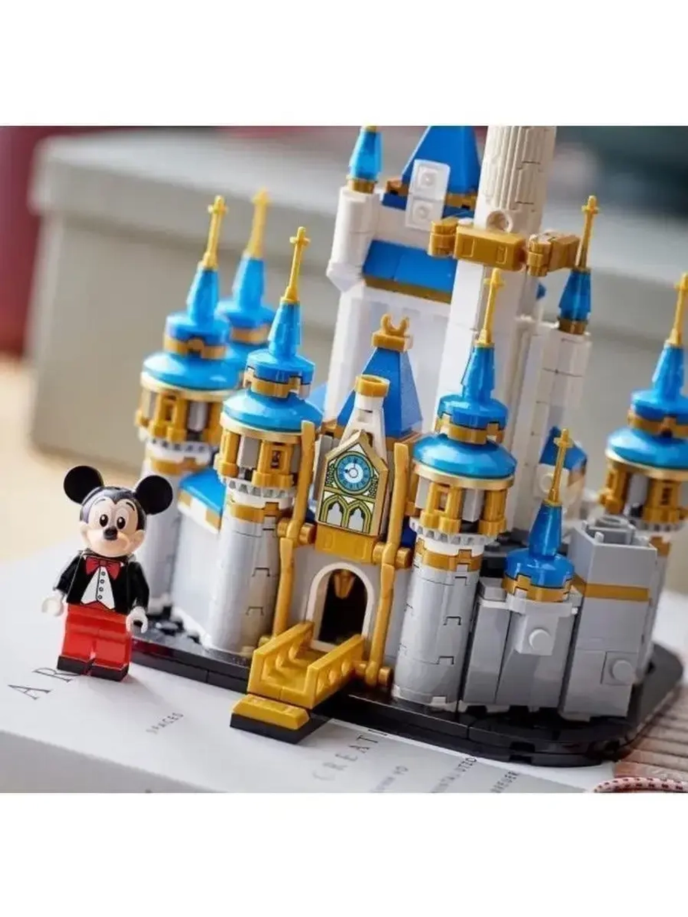 Конструктор Дисней Замок микки маус 567 деталей 86007