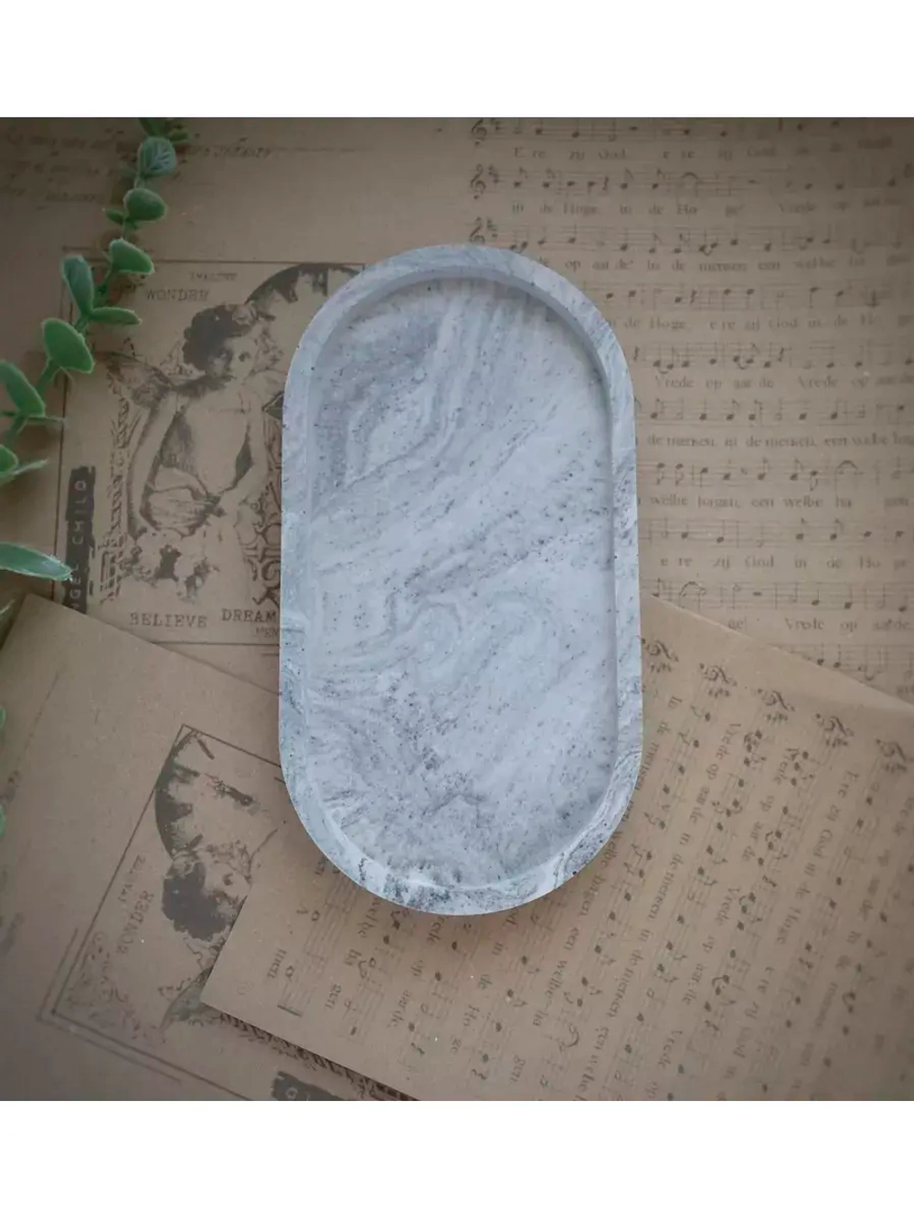 Декоративная подставка из гипса мрамор серая