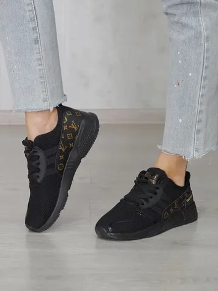 Кроссовки женские летние